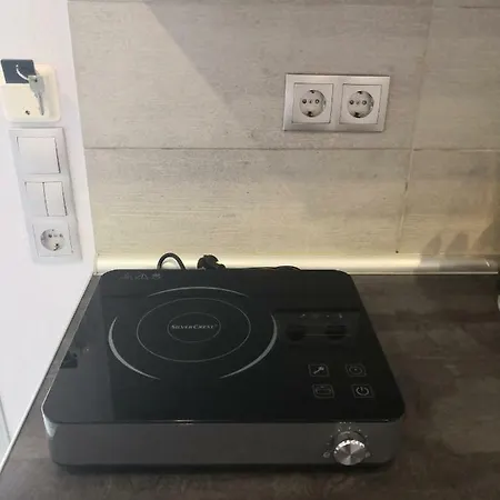 Aimilias Family Apartamento Vrasná