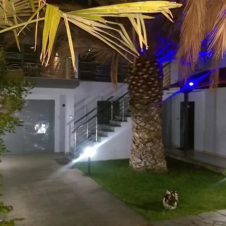 Apartment Aimilias Family Apartments Nea Vrasna