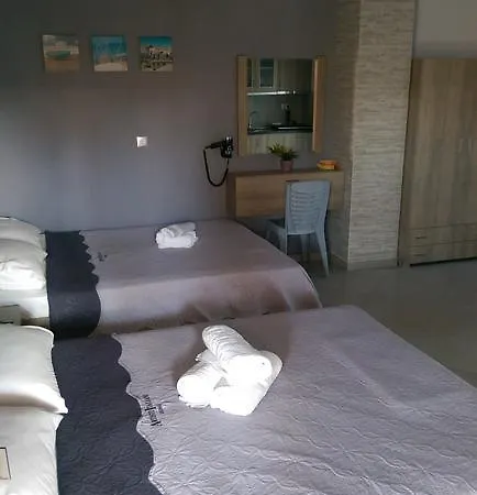 Aimilias Family Apartments Nea Vrasna